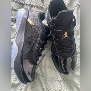 Jordan 11 CMFT Low “Black/Metallic Gold” Men’s Size 12